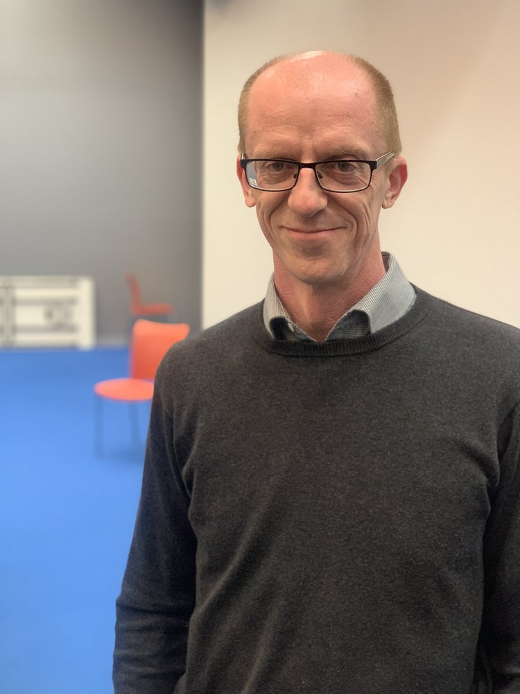 Dr Shane Huntington